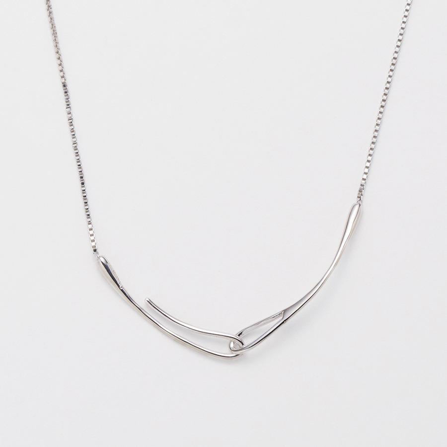 레인드롭 초커 목걸이