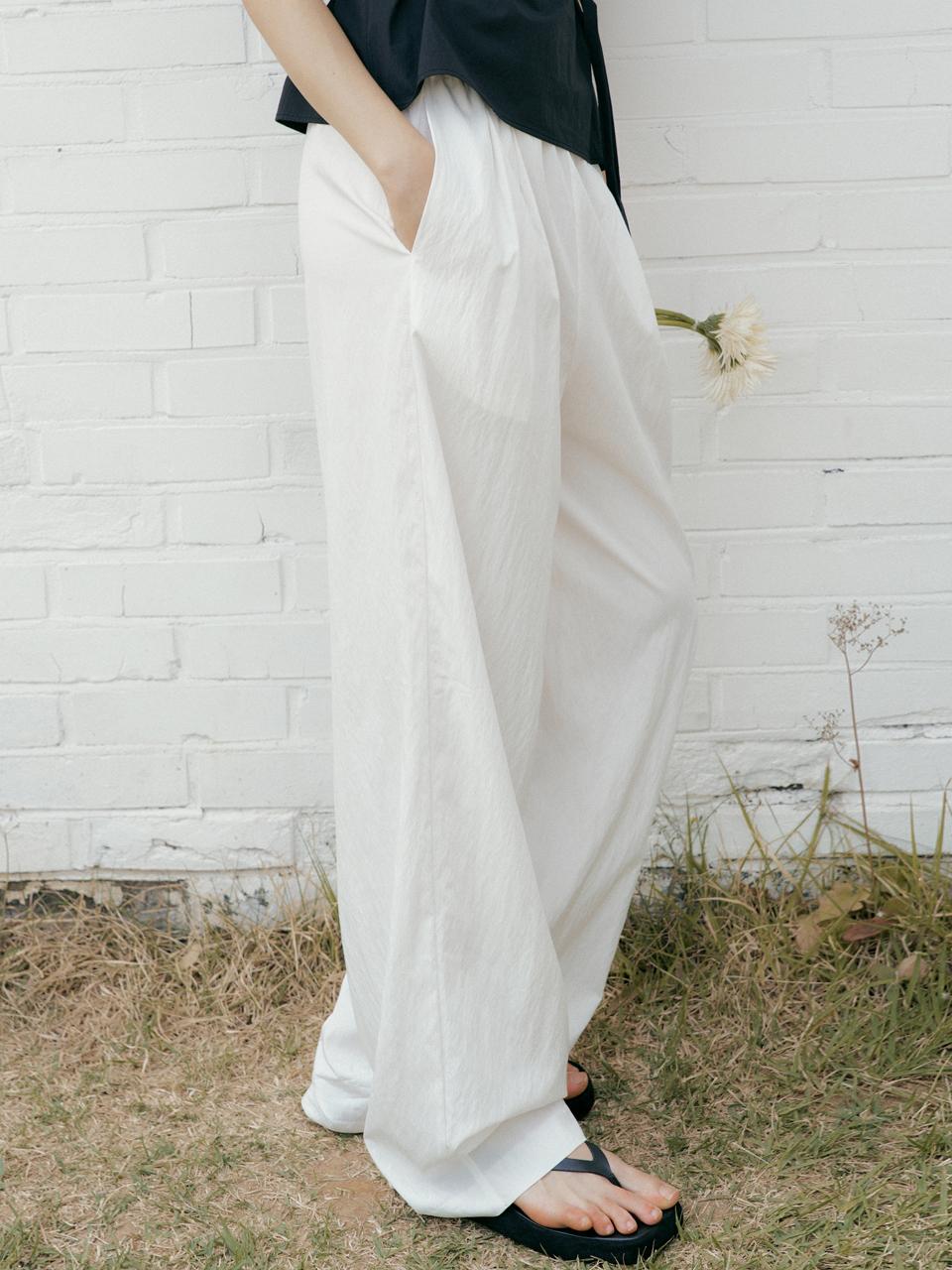핀턱 밴딩 베이직 와이드 슬랙스 팬츠 화이트 L062