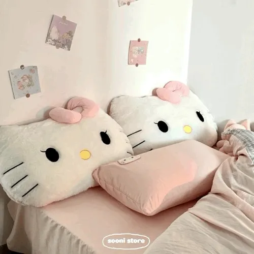 속눈썹 붙인 키티 인형 키티 쿠션 배게 키티배게 쿠션 귀여운인형 귀여운 쿠션 여자친구선물 친구선물 추천 생일선물 추천