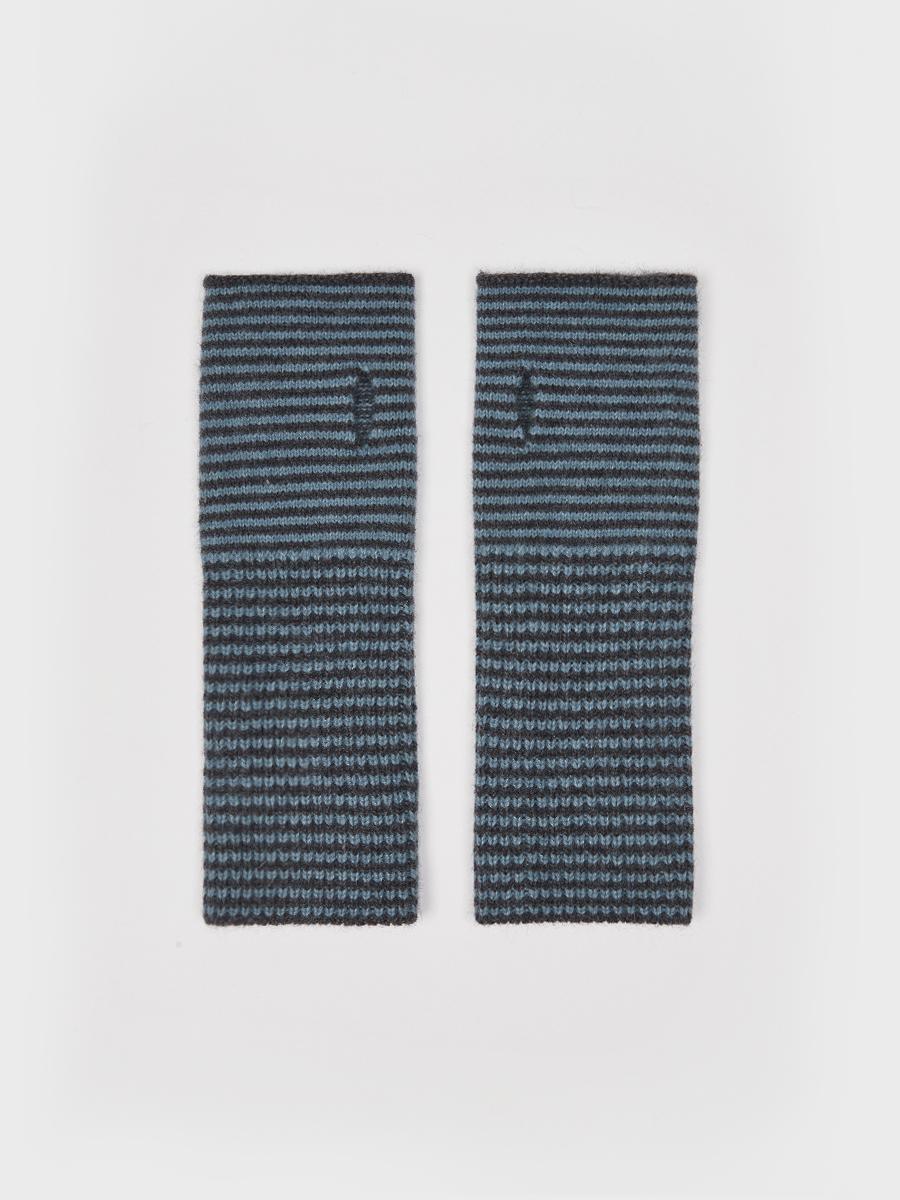 FOX STRIPE HAND WARMER_Lake Blue
