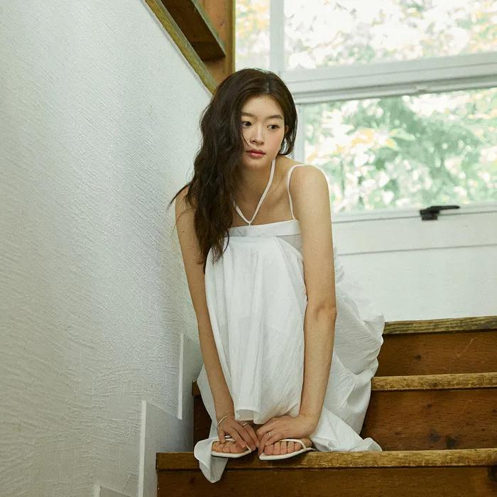 Jelli shirring choker long dress - white