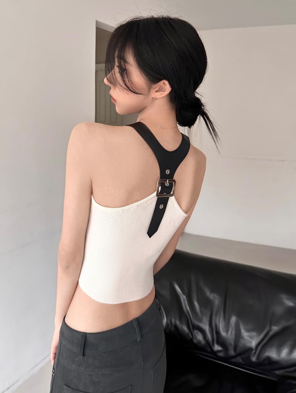 Y buckle tank top