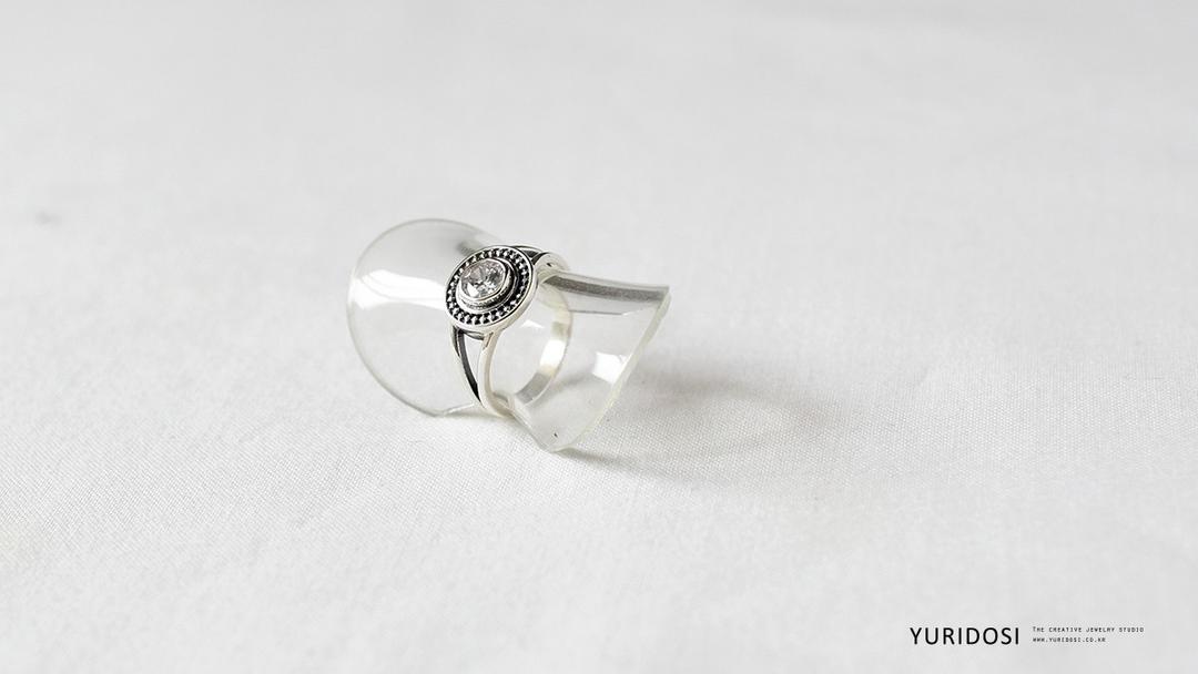 925 Silver Bearing Statement Double Band Ring