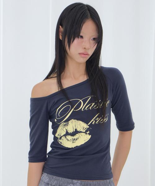 플라스틱 키스 원숄더 탑 (NAVY) F26QB051