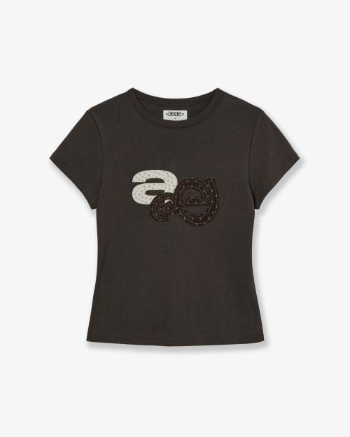 APPLIQUE FLOWER LOGO TEE [DARK BROWN]