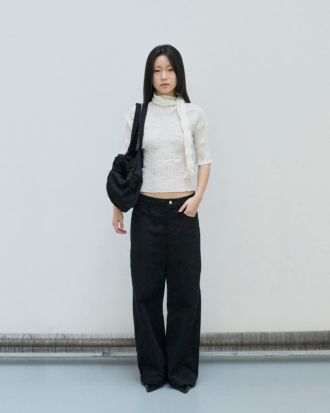 Cinch back washed pants (black)