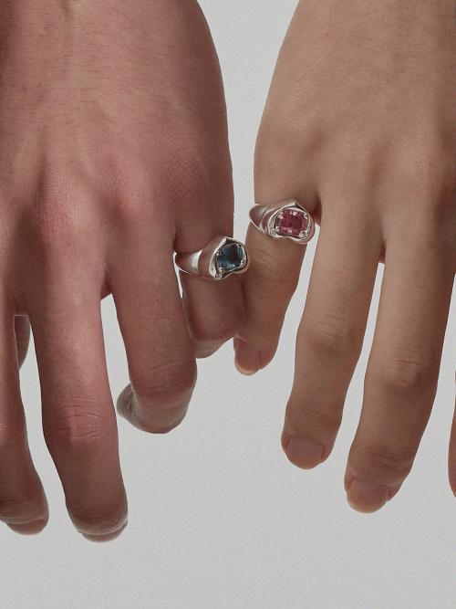 #006 Heart Square Cubic Zirconia Ring _ Pink