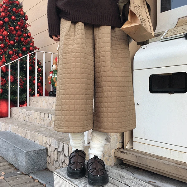 [누빔안감] 두쫀 패딩 퀄팅 맥시 롱 버뮤다 팬츠