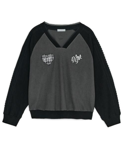 패치 브이넥 레글런 티 (차콜)