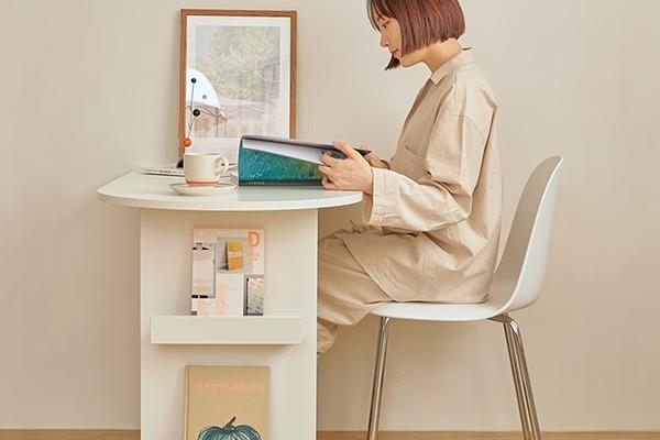 헤이 매거진랙 반타원 식탁 책상 카페 테이블1000 2colors