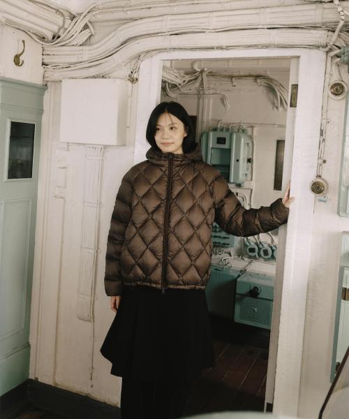 DIAMOND QUILTED DUCK DOWN, BROWN