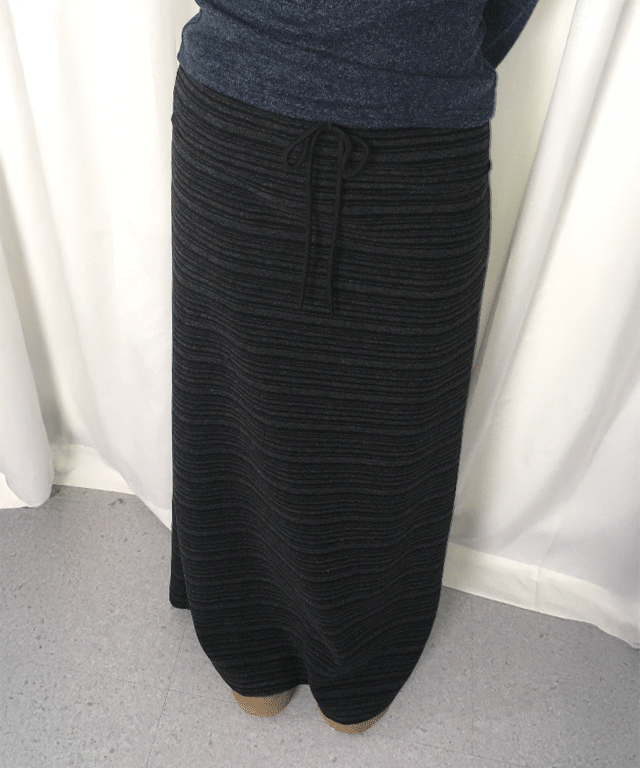 포하우스 [MADE] [컬러추가/2천장돌파] 패럴 밴딩 스트라이프 맥시스커트