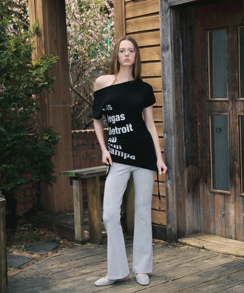 Sara Lettering Shirring Top (Black)