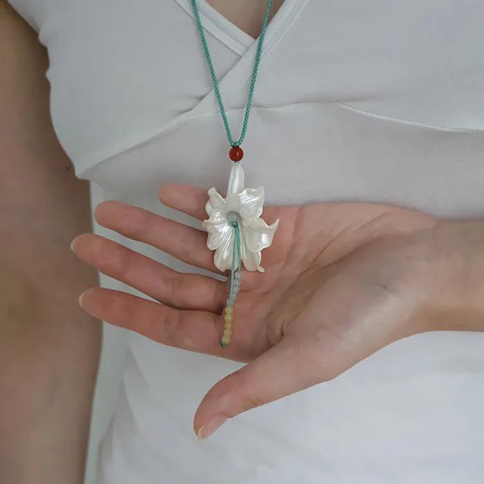 Floral Necklace (Mint)