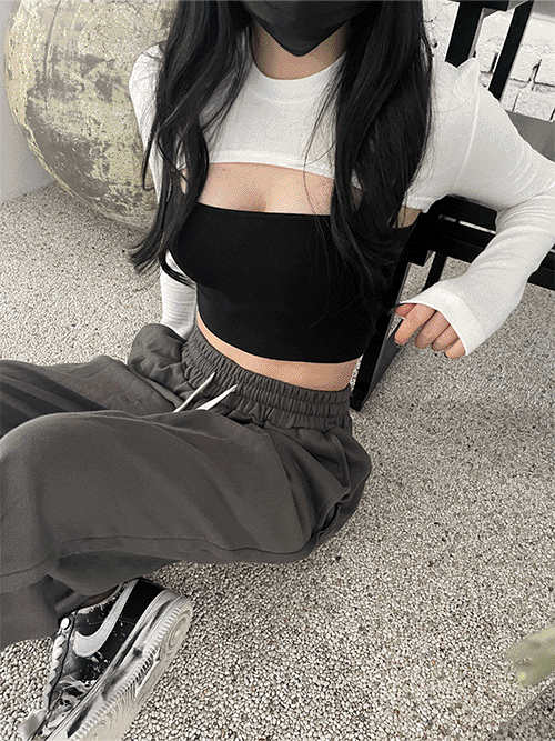 [부들크림소재/답답하지않은스판] Black-Up Bolero T-shirt (2col)