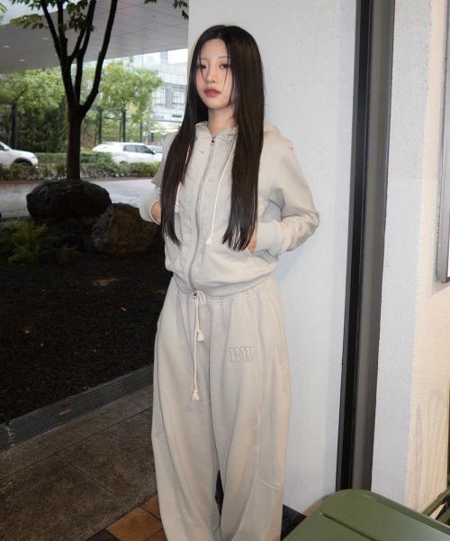 76 아플리케 라운딩 스웻팬츠_민트 그레이