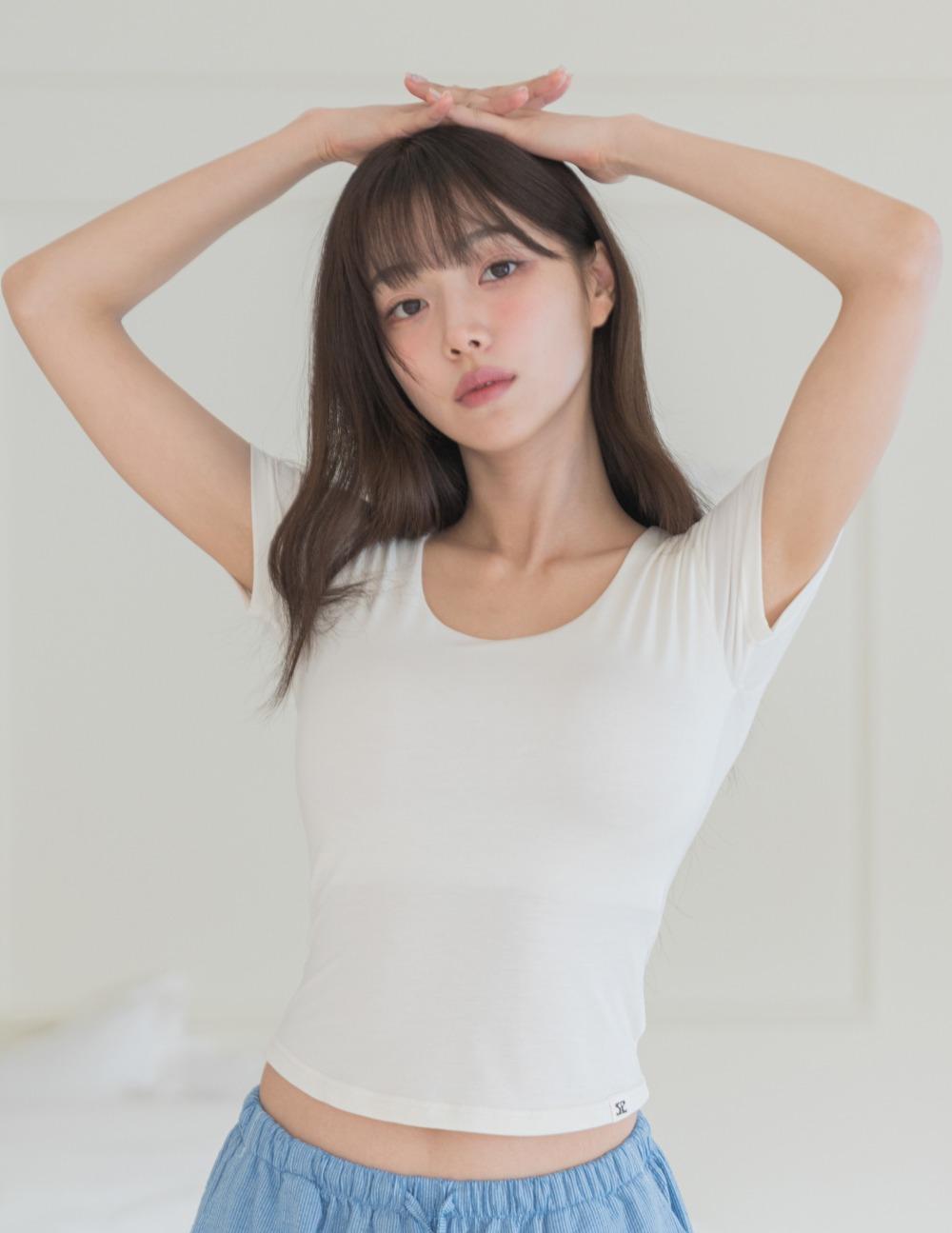 풀샷몰드 쫀득핏 딥라운드 반팔티 (캡고정)