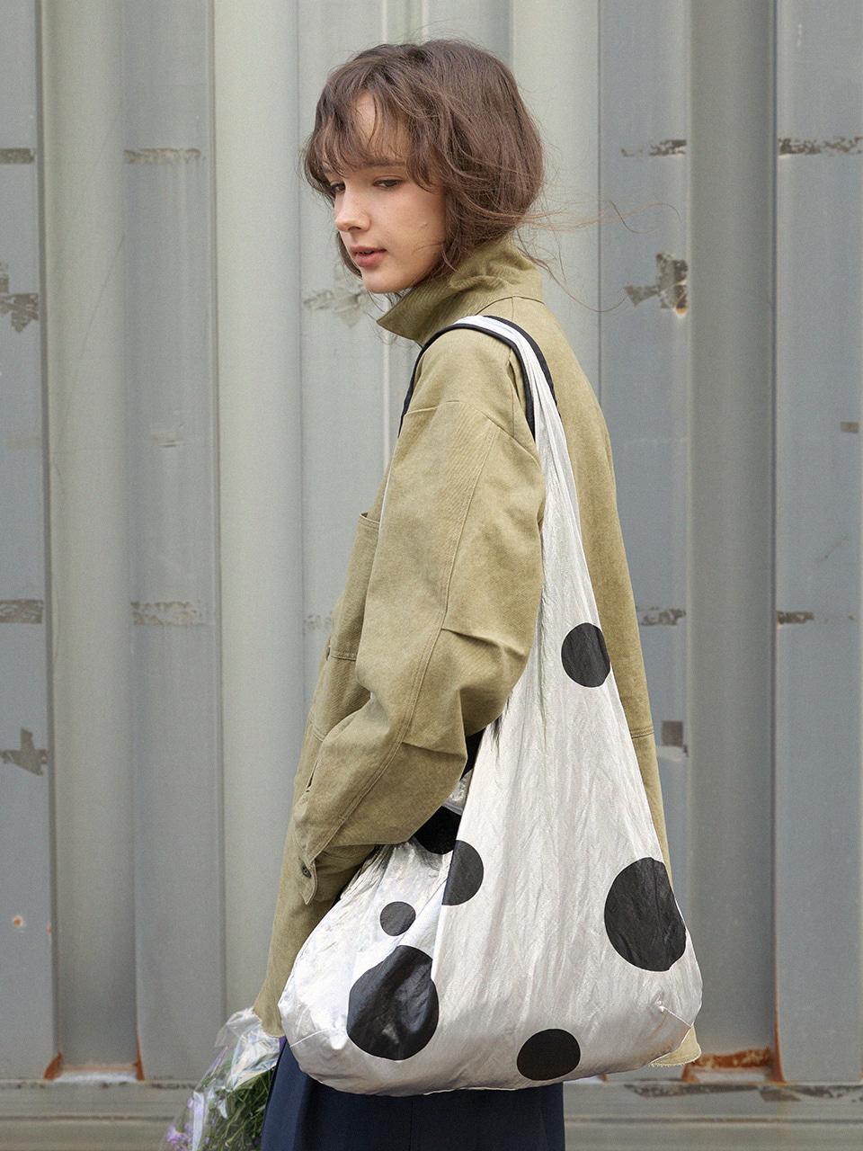 [2차 재입고] Dot Bubble Bag_Glossy Silver