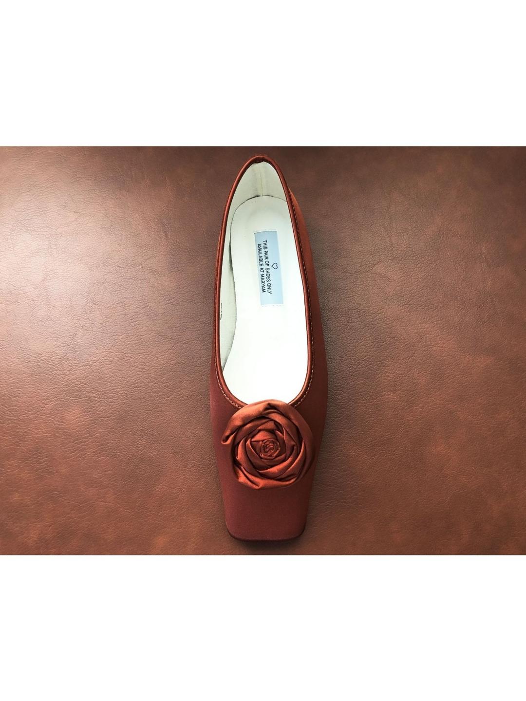 satin corsage flat shoes (3color) / 새틴 코사지 플랫 슈즈