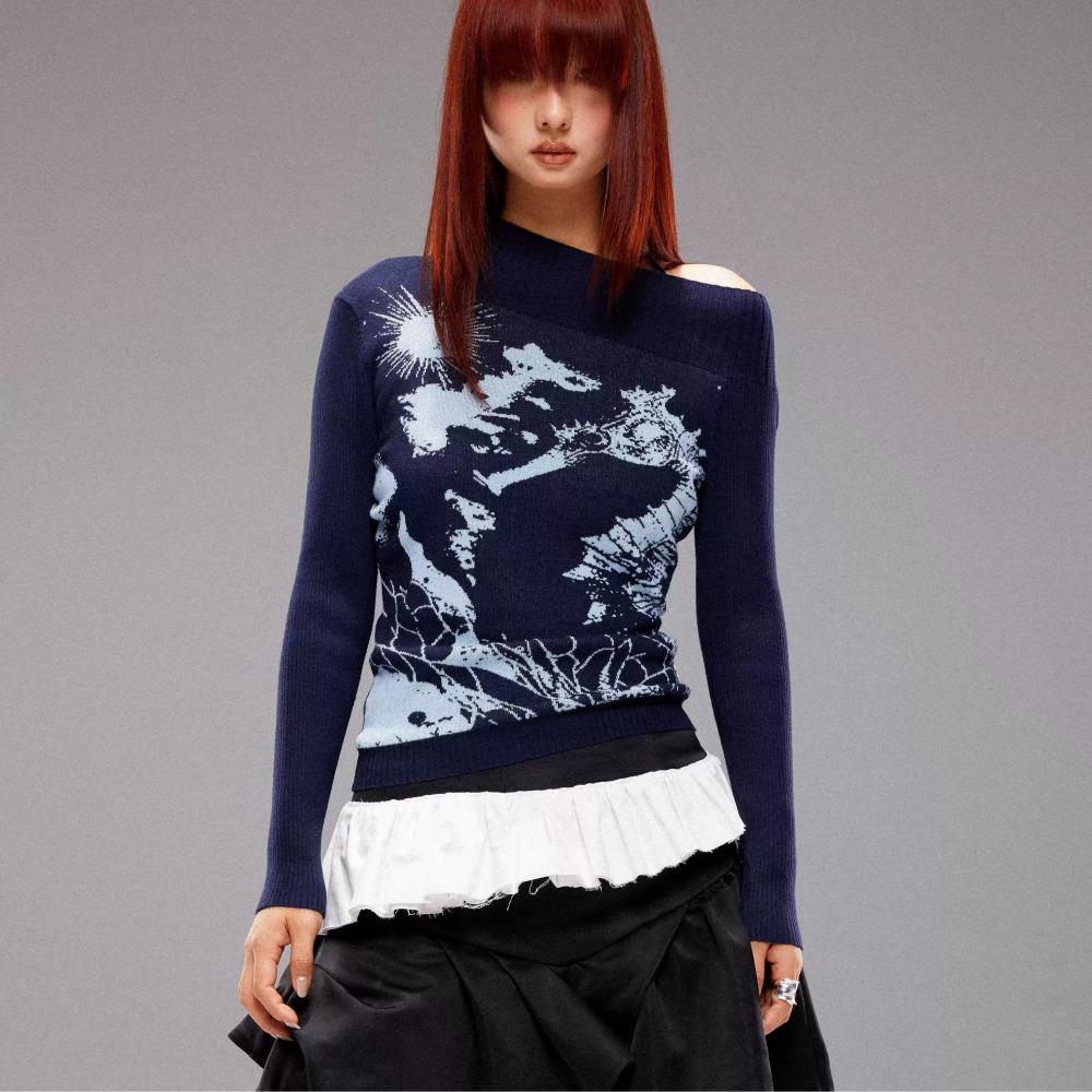 YOSHUYUKI 요슈유키 니트 네이비 원숄더 해마 자카드 스웨터