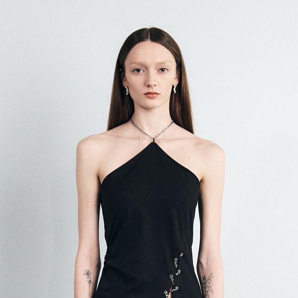 CHAIN HALTER SLIT SELEEVELESS TOP (BLACK)