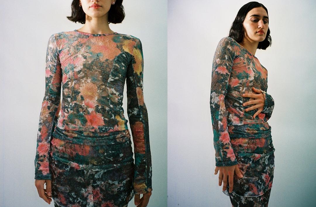 Blurred Flower Sol Long Sleeve - XS = 34