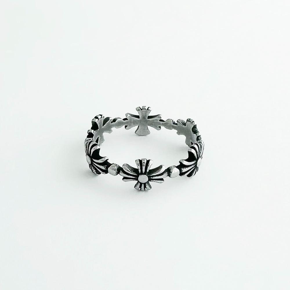 Cross Medickel Layered Ring
