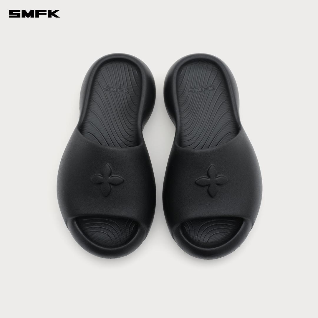 FUTURE RIPPLE All-In-One Slippers Black - 35