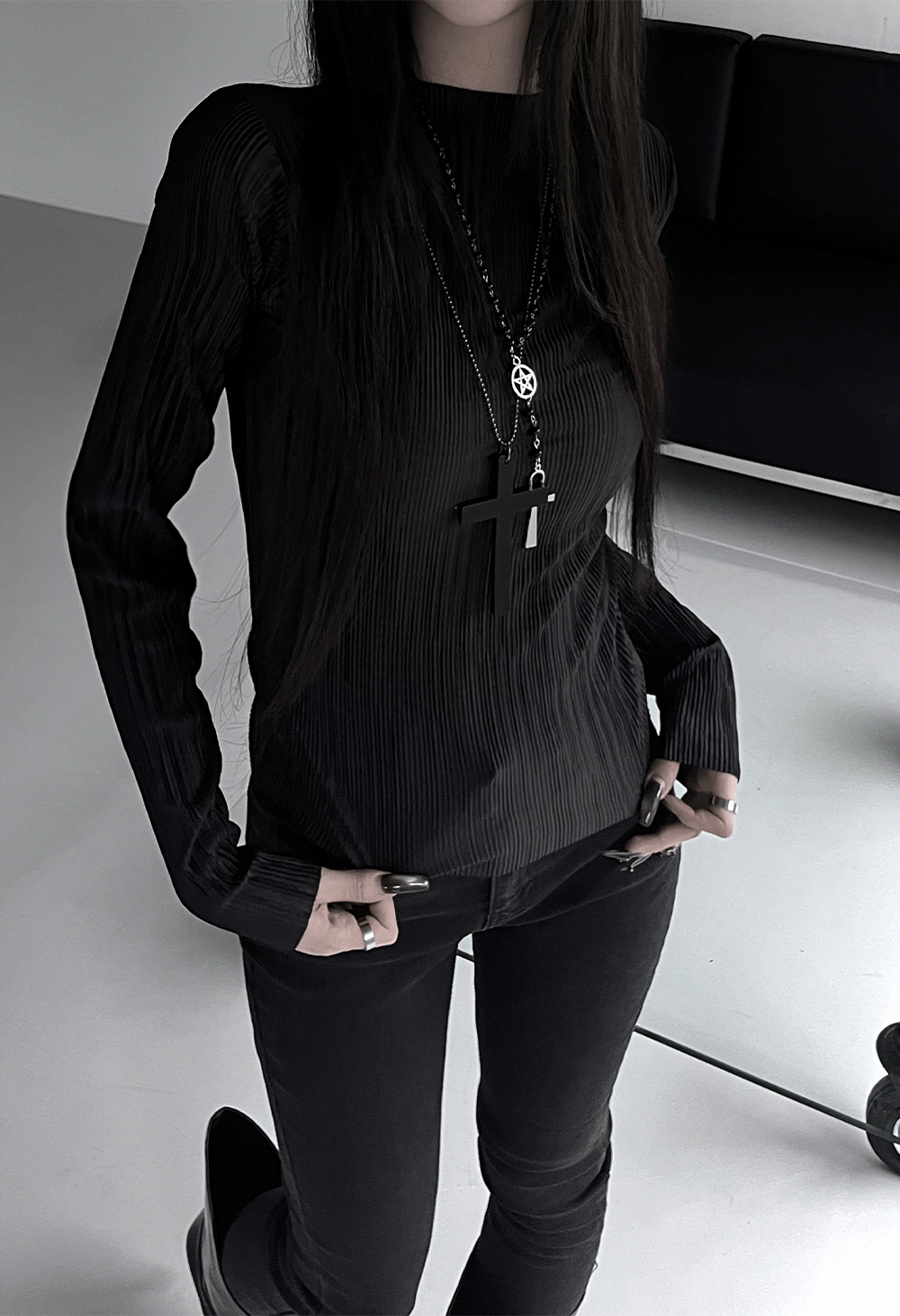 어반유니크 minimal pleated long sleeve T