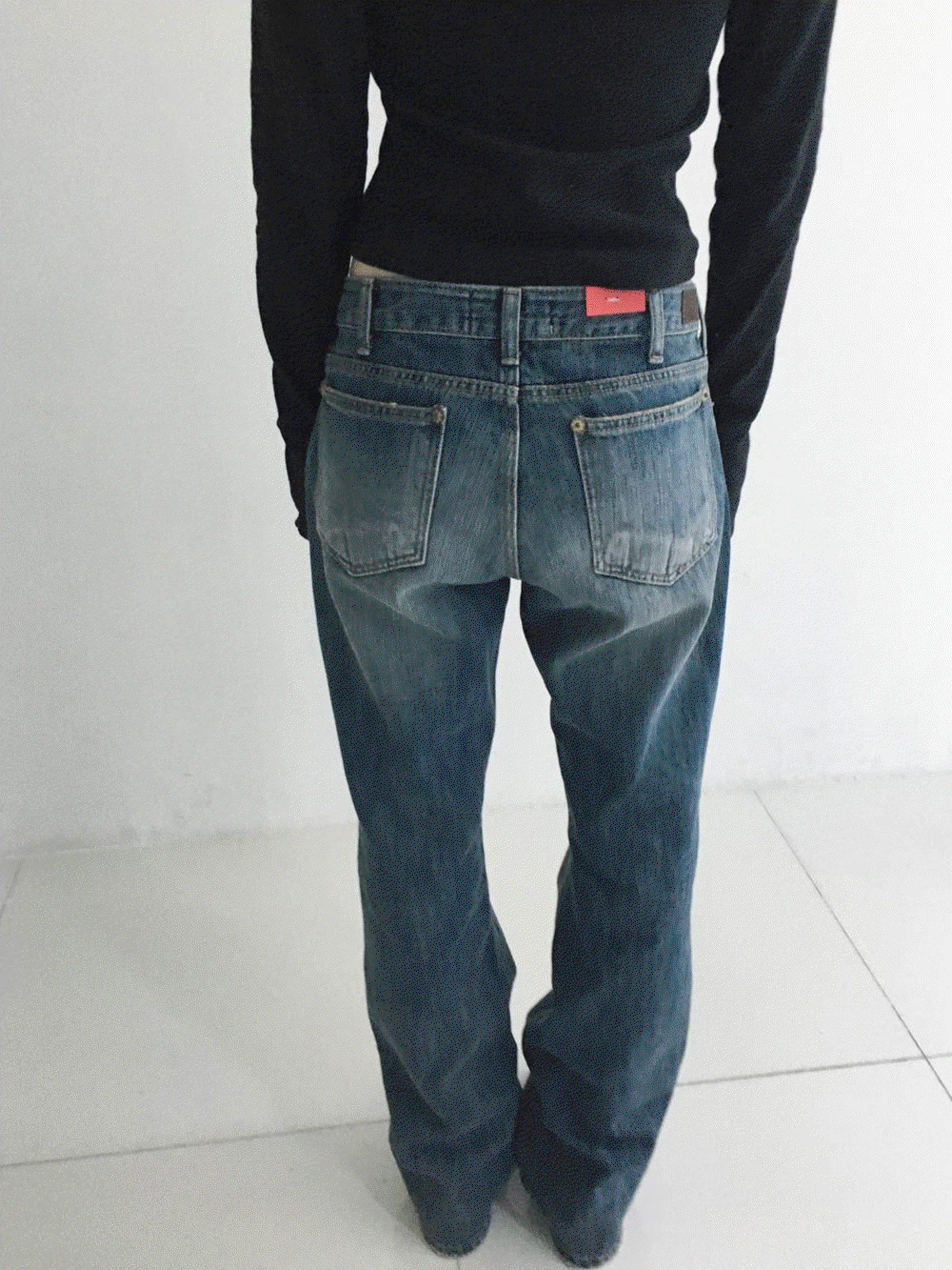 슬러 로우 세미 부츠컷 데님팬츠