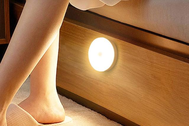 업그레이드된! 2세대 루밍 LED 센서등 무선 원형 충전식 색상조정가능