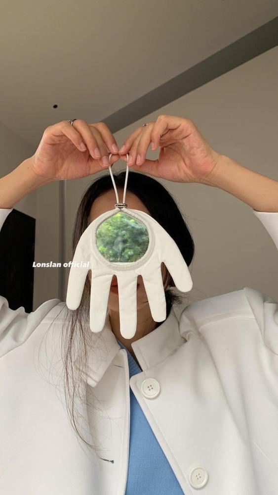 유니크 화이트 손거울 가방거울 루스빈