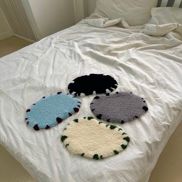 dot rug mini