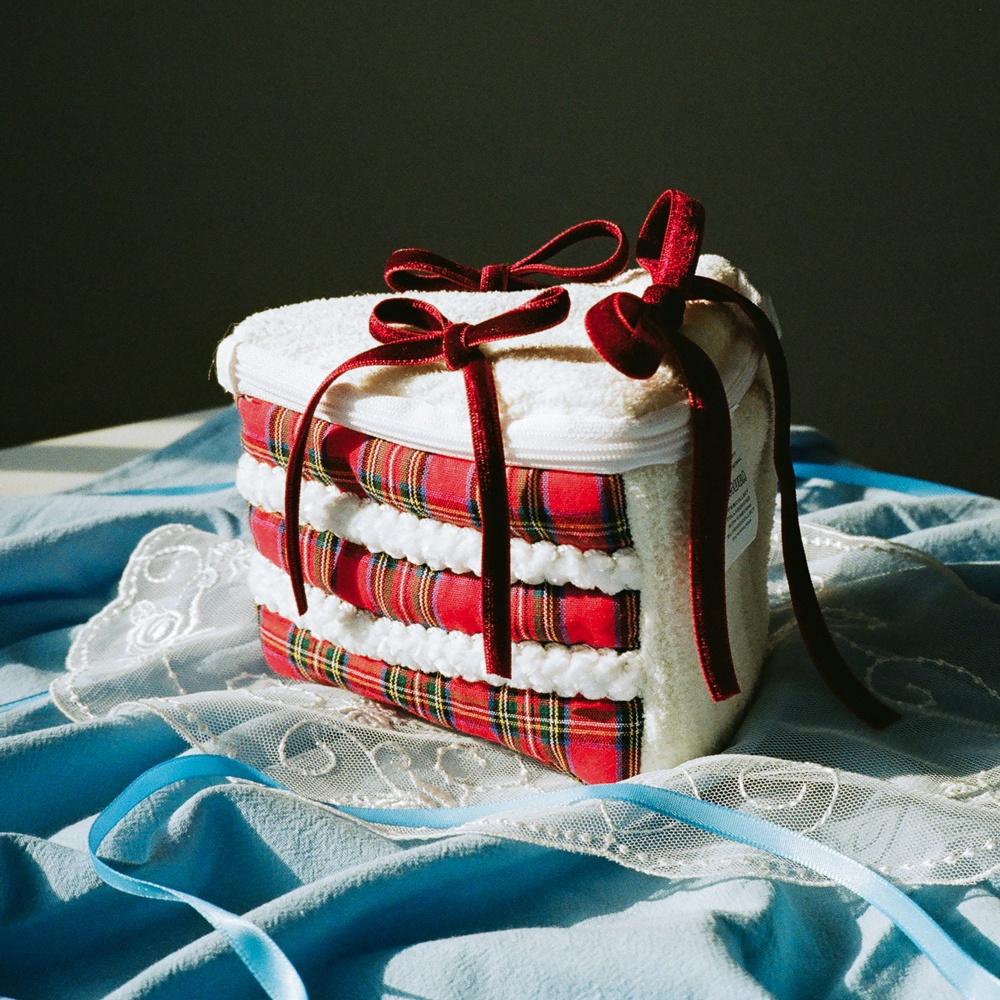 [선물포장/GIFT][소프티케이크파우치] Red Velvet Ribbon Cake