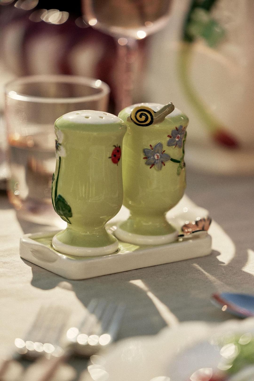 페이 솔트 & 페퍼 셰이커