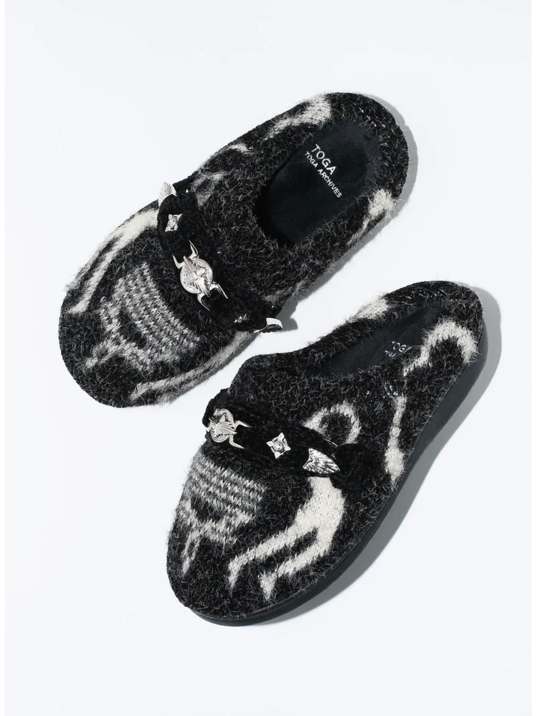 [0,1,2,3]토가풀라 x 스부 25fw 니트 슬립온/블랙 | 후루츠패밀리