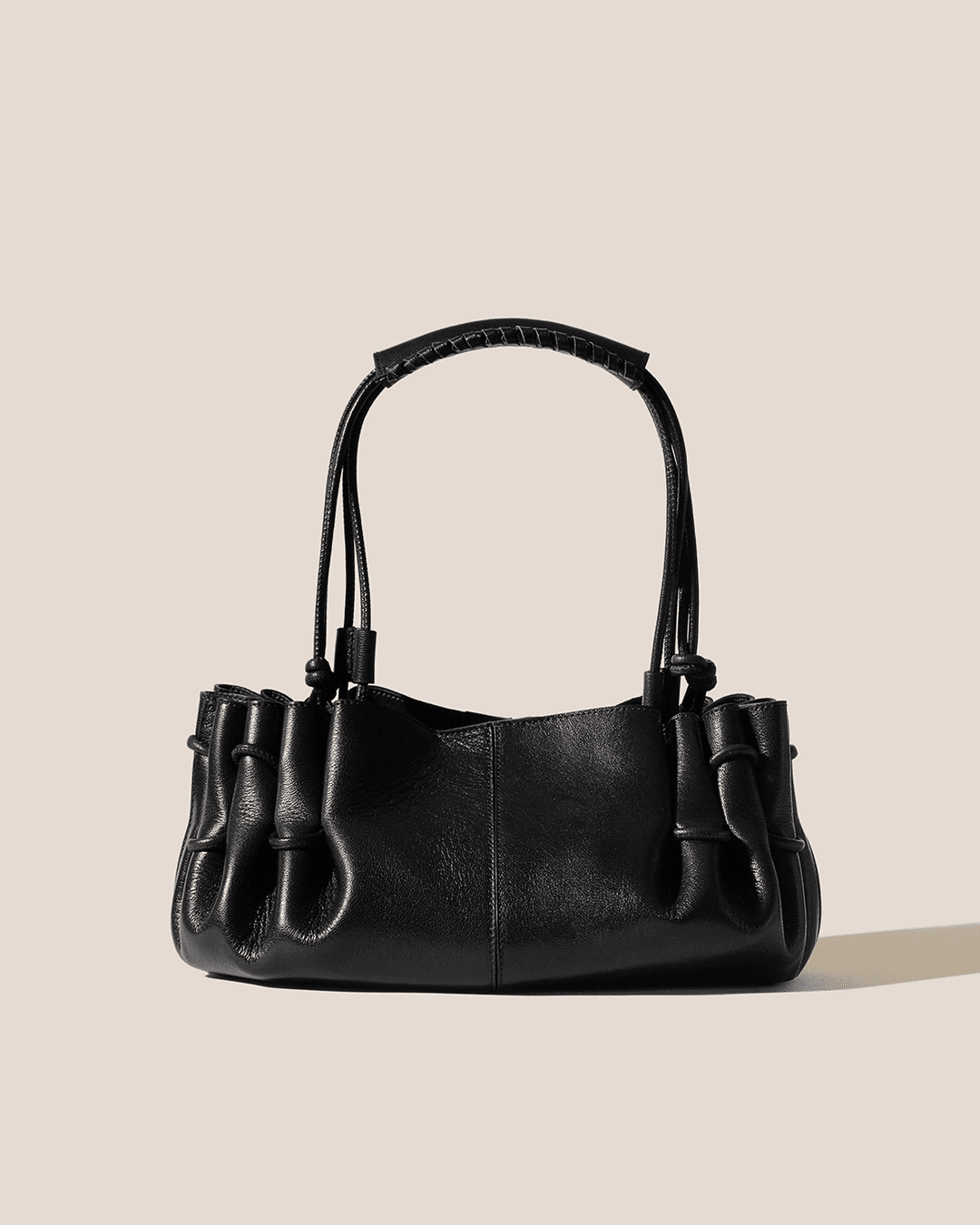 ARTA - Pleated Shoulder Bag - black