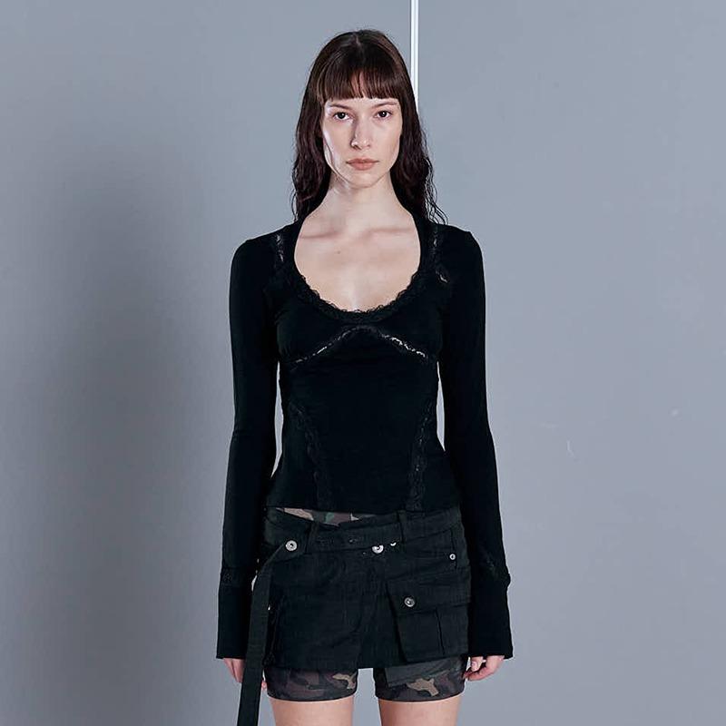 LACE TRIMMED TOP (BLACK)