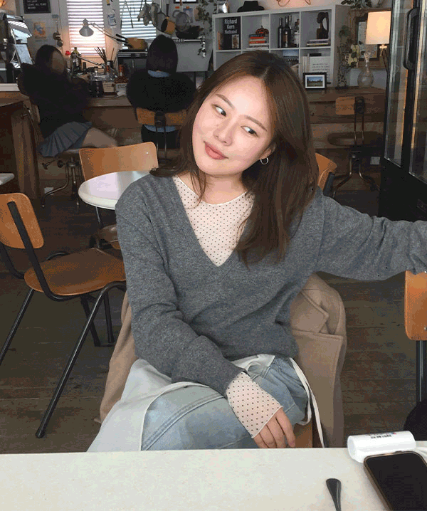 르헤르 [7일동안5%SALE] 반뉴 딥 브이넥 울 니트 (4colors)