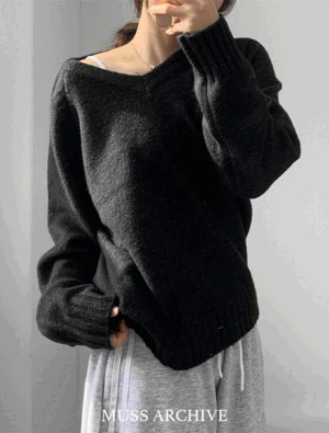 [1+1 할인]  브이넥 데일리 니트