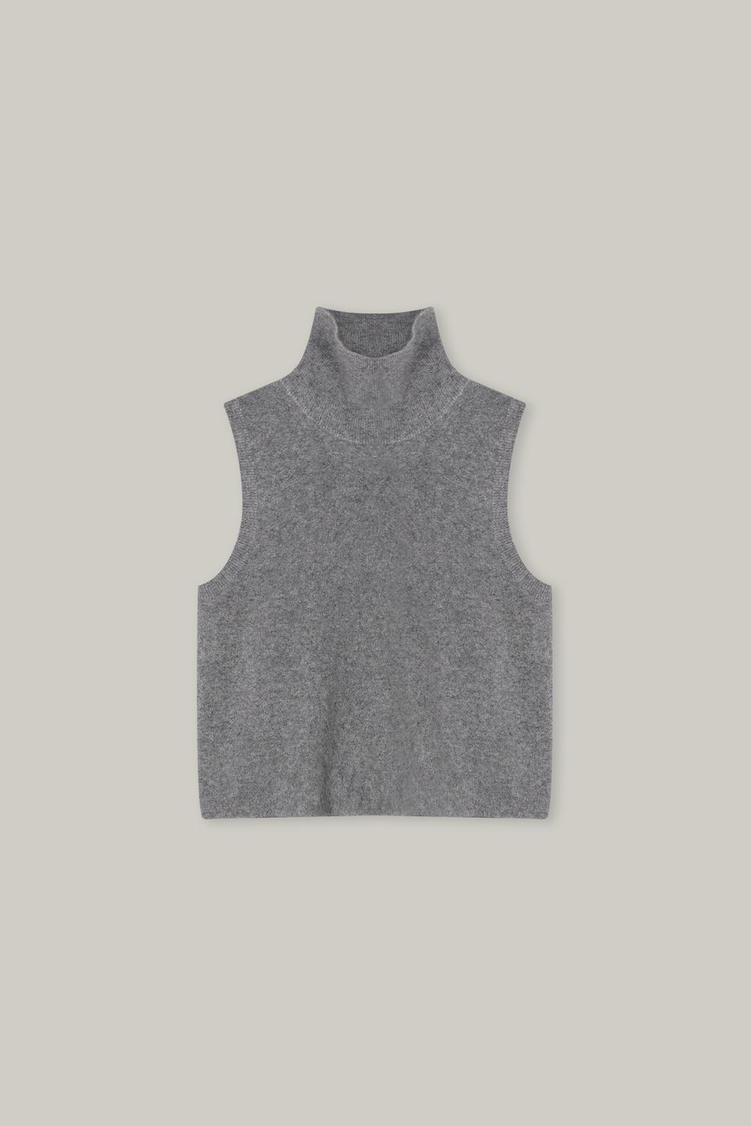 Midnight racoon knit