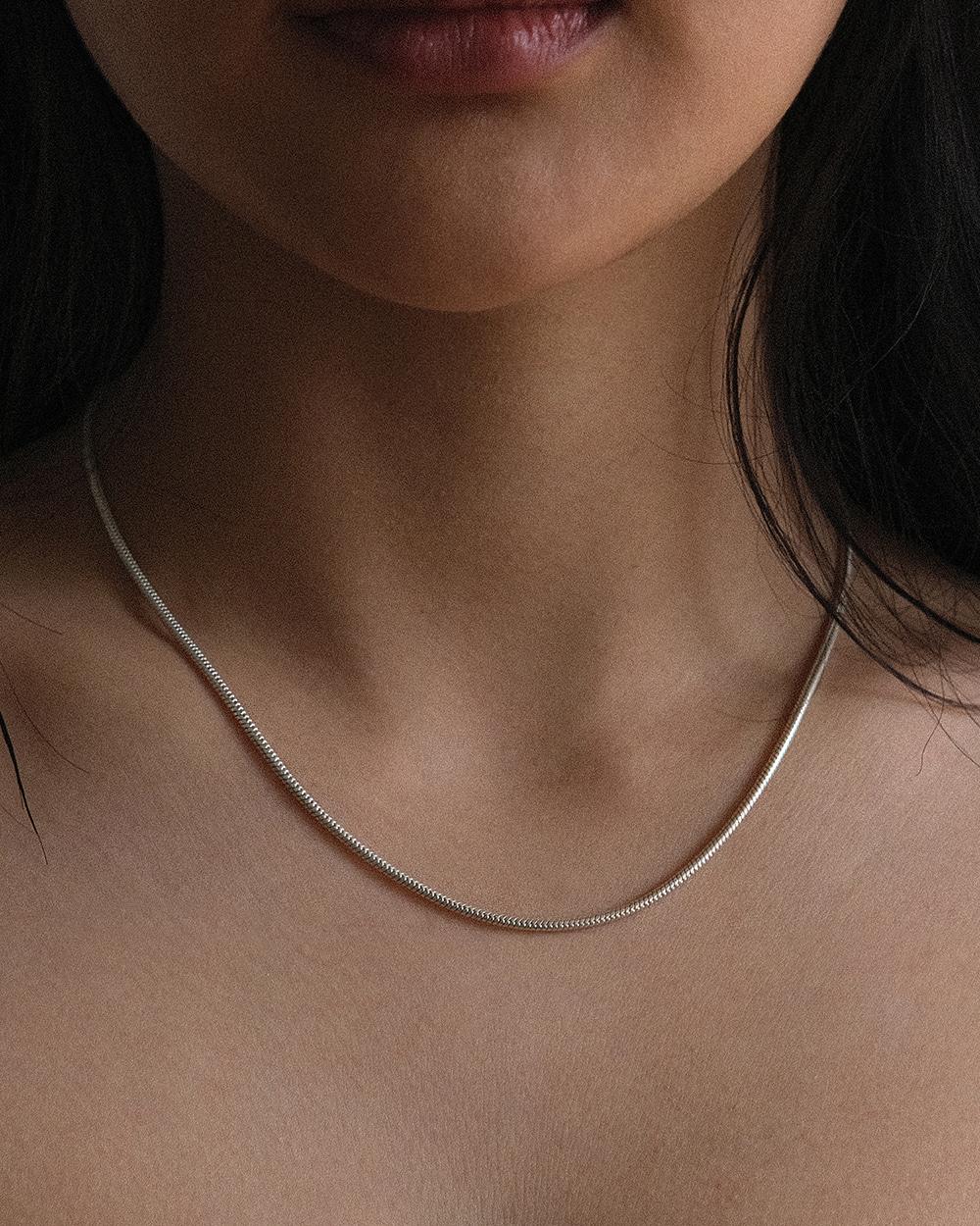 Bold Line Necklace