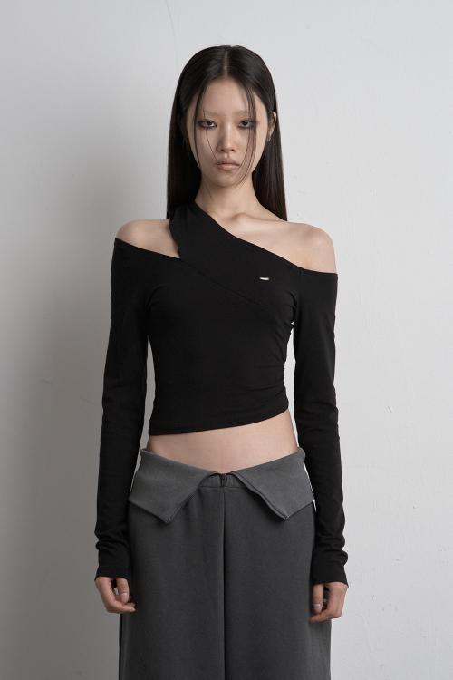 SHIRRING UNBALANCED LONG SLEEVE BLACK