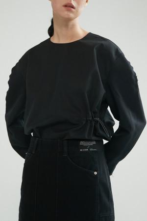 [RE;CODE 여성] Round Sleeve Shirring Detail Top