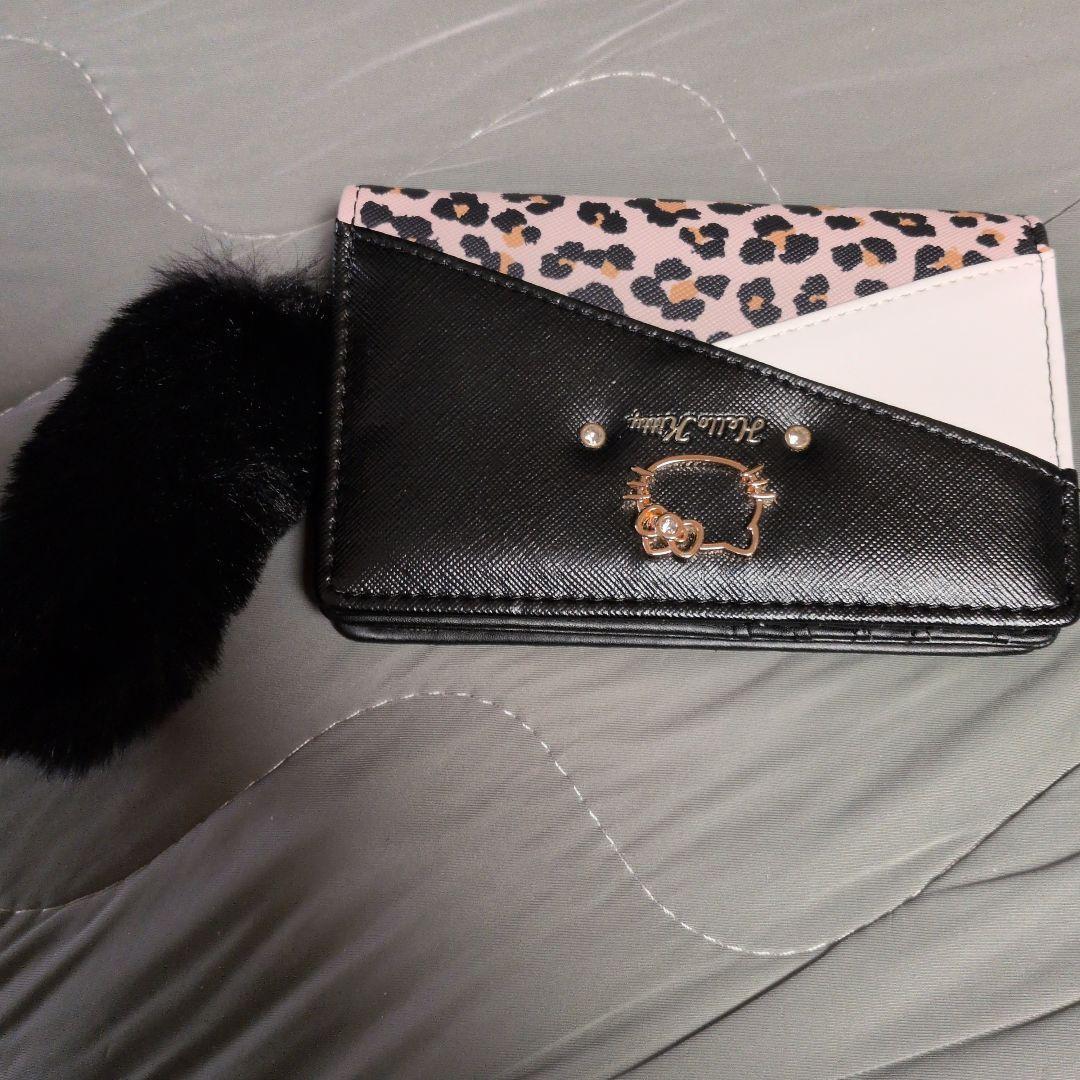 Hello Kitty レオパード柄 二つ折り財布
