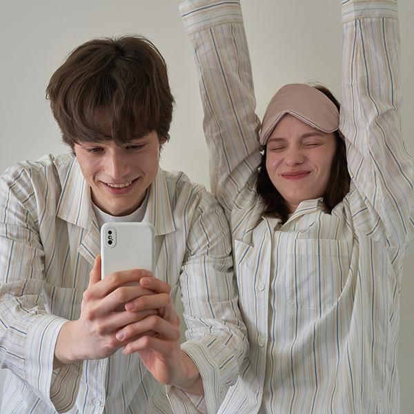 (uni) 미드나잇인파리 씬스트라이프 파자마 세트 베이지