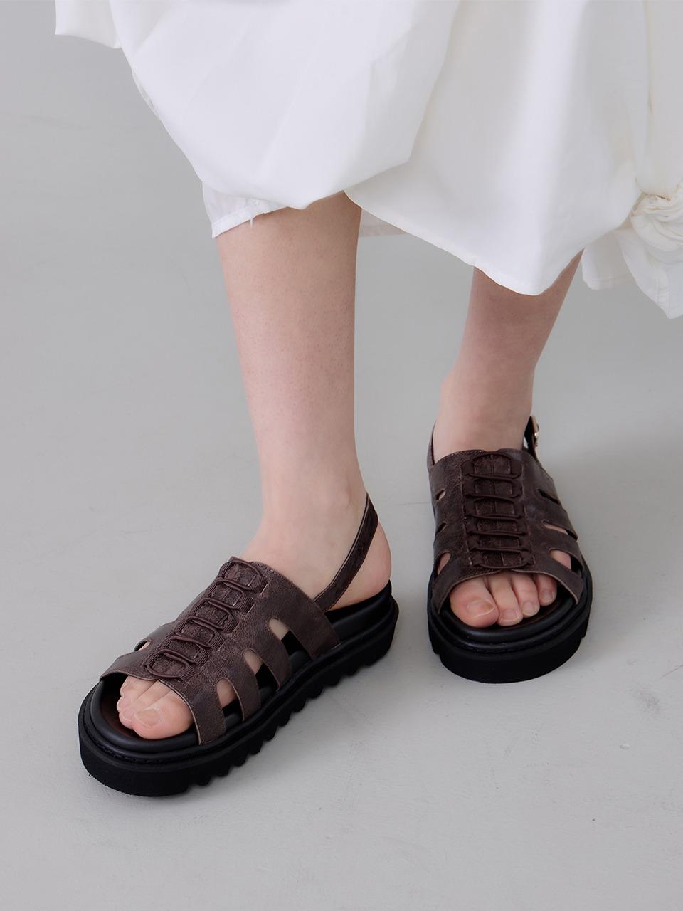 볼드 케이지 샌들 (BROWN)