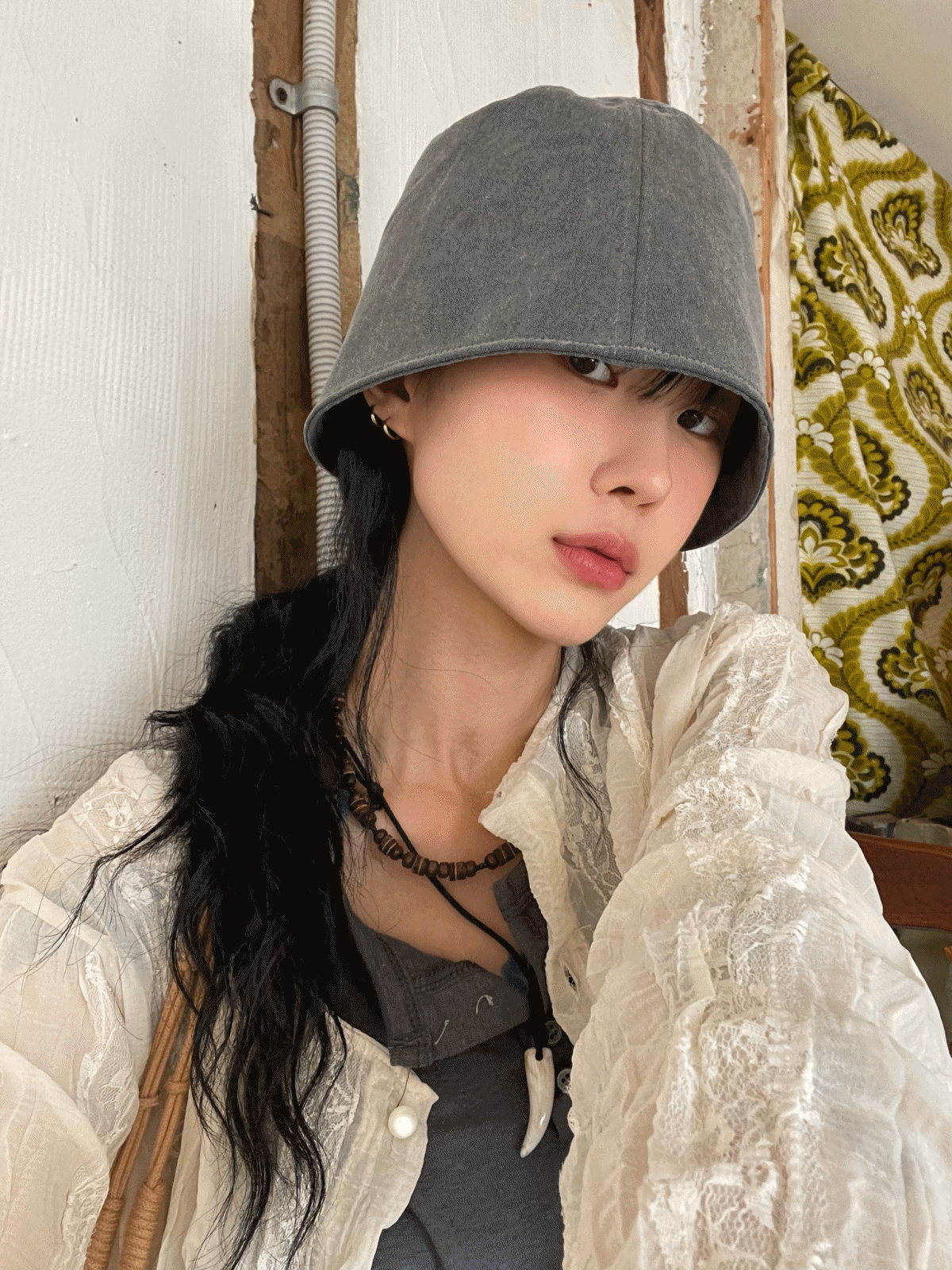 deep bucket hat