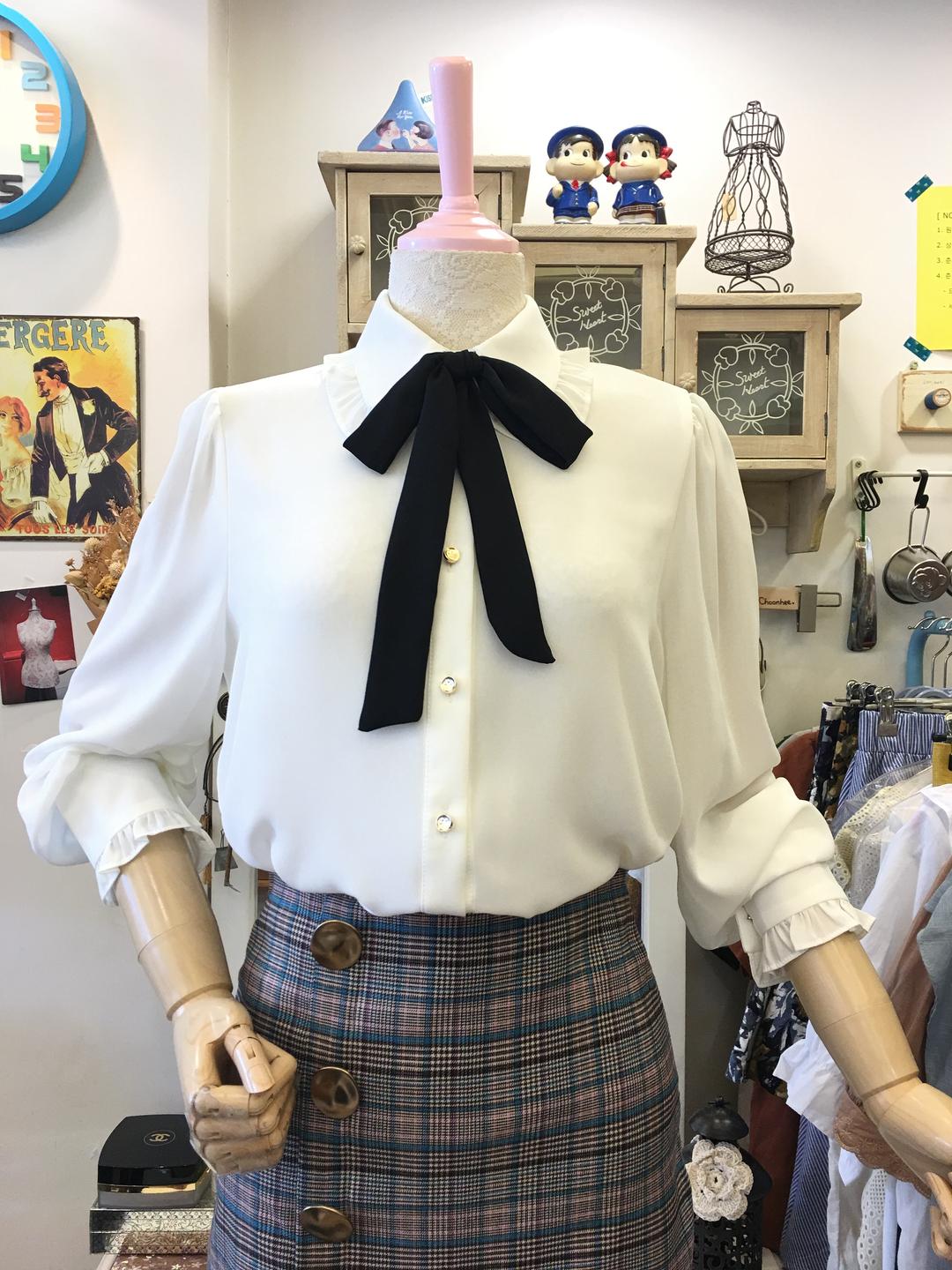 [무료배송] # 리본타이 쉬폰 프릴블라우스