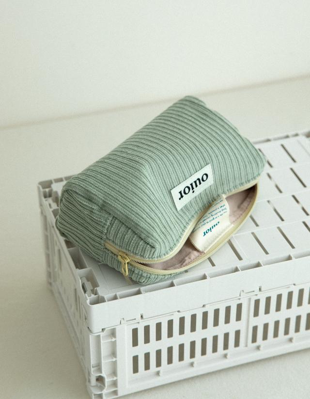 ouior everyday pouch - corduroy warm mint